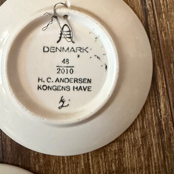 1950s Danish Miniature Souvenir Plates Set of 3 Windmill Church & H.C. Anderson - Picture 9 of 9